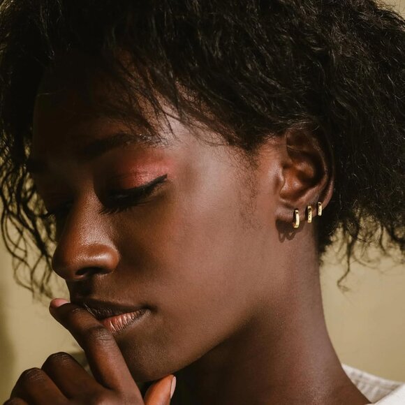 Women's Multiple Piercing Gold Hoop Cubic Zircon Jewelry Earrings - Picture 2 of 7